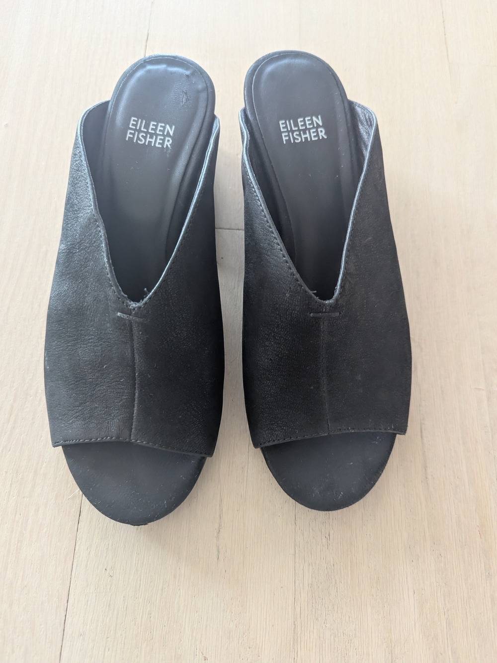 Eileen Fisher Black Suede Leather V‑Cut Open‑Toe Mules